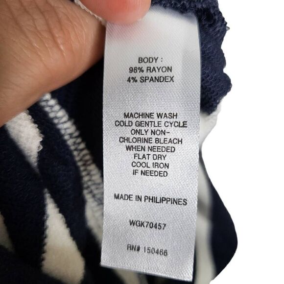 Market & Spruce Toni Keyhole Back Sleeveless Navy White Romper Size Small - Picture 10 of 10